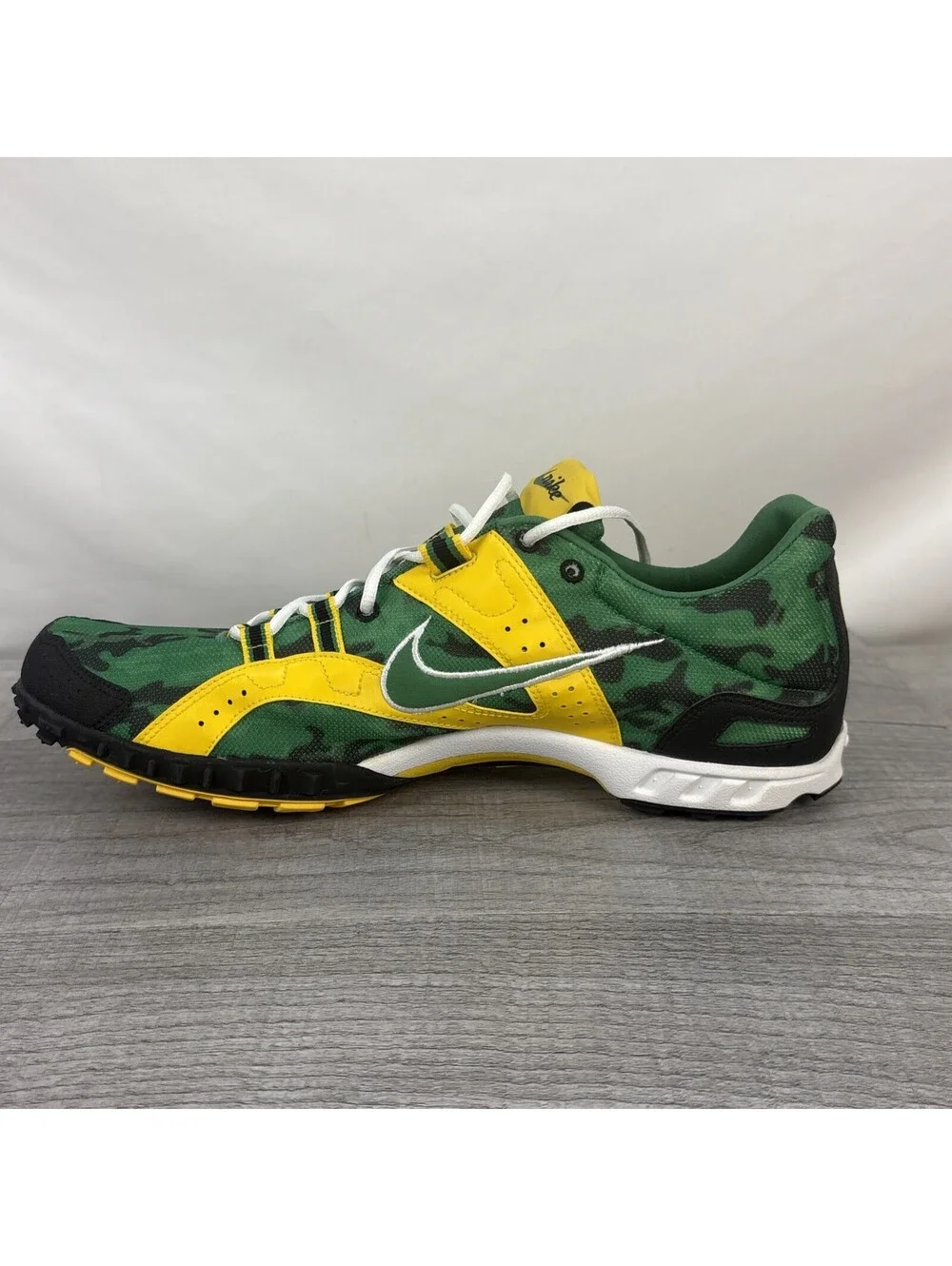 Nike Bowerman Track Shoes Green Yellow Size 12